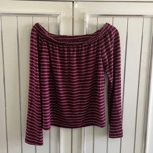 Striped off the shoulder flowey long sleeve
